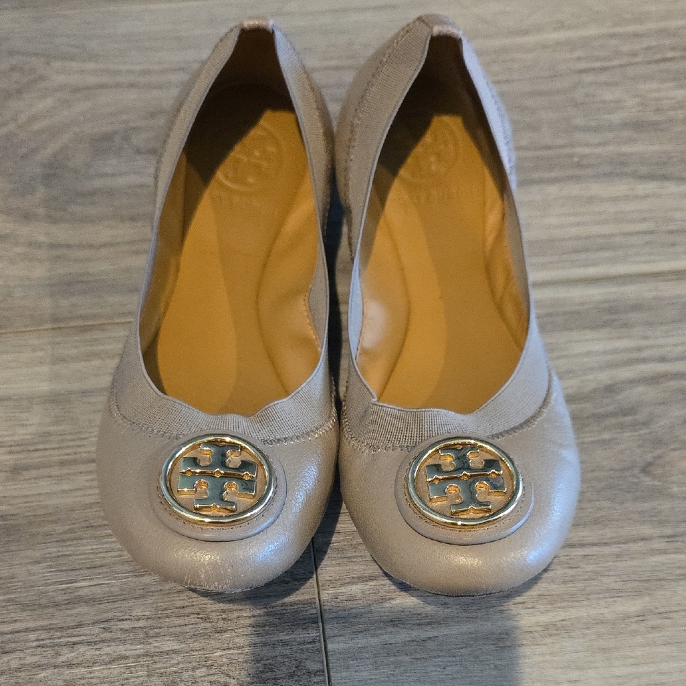 Tory Burch Women's Tan Ballet Flats